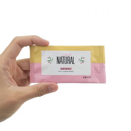 Spunlace Nonwoven Hand Cleansing Wet Wipes Individually Wrapped 20 x 18 cm Disposable Towelettes for Restaurant Household Use